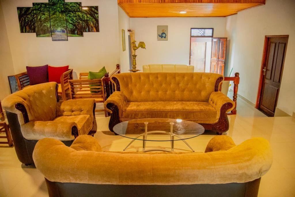דניאיאה Healand Holiday Bungalow And Restaurant מראה חיצוני תמונה