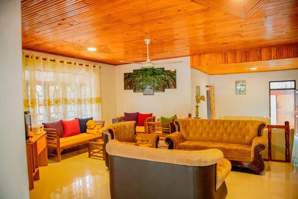 דניאיאה Healand Holiday Bungalow And Restaurant מראה חיצוני תמונה