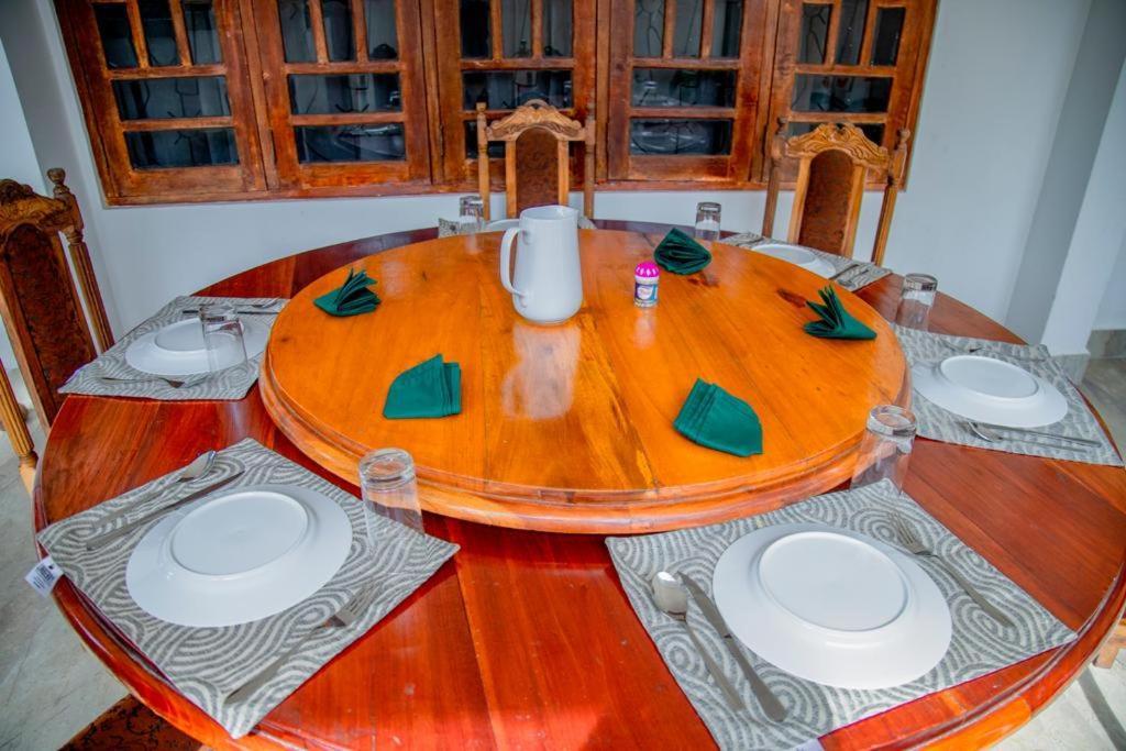 דניאיאה Healand Holiday Bungalow And Restaurant מראה חיצוני תמונה
